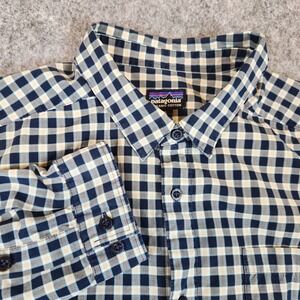 Patagonia Long-Sleeved Fezzman Shirt Men XL Blue Plaid Gingham Organic Regular